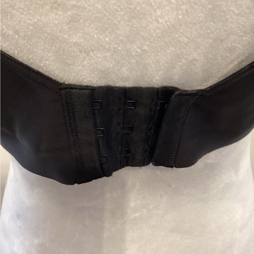 Underwire Bra - Picture 3 of 3